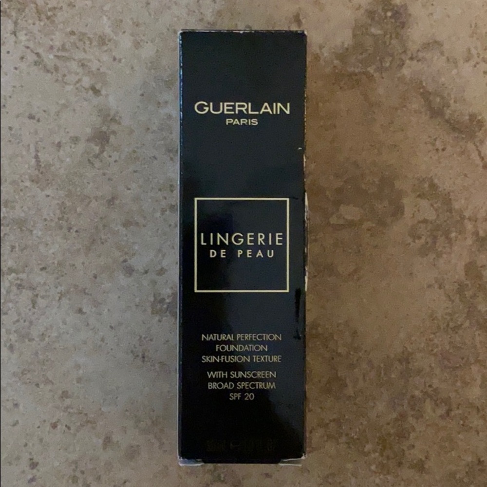 Guerlain Lingerie natural perfection foundation